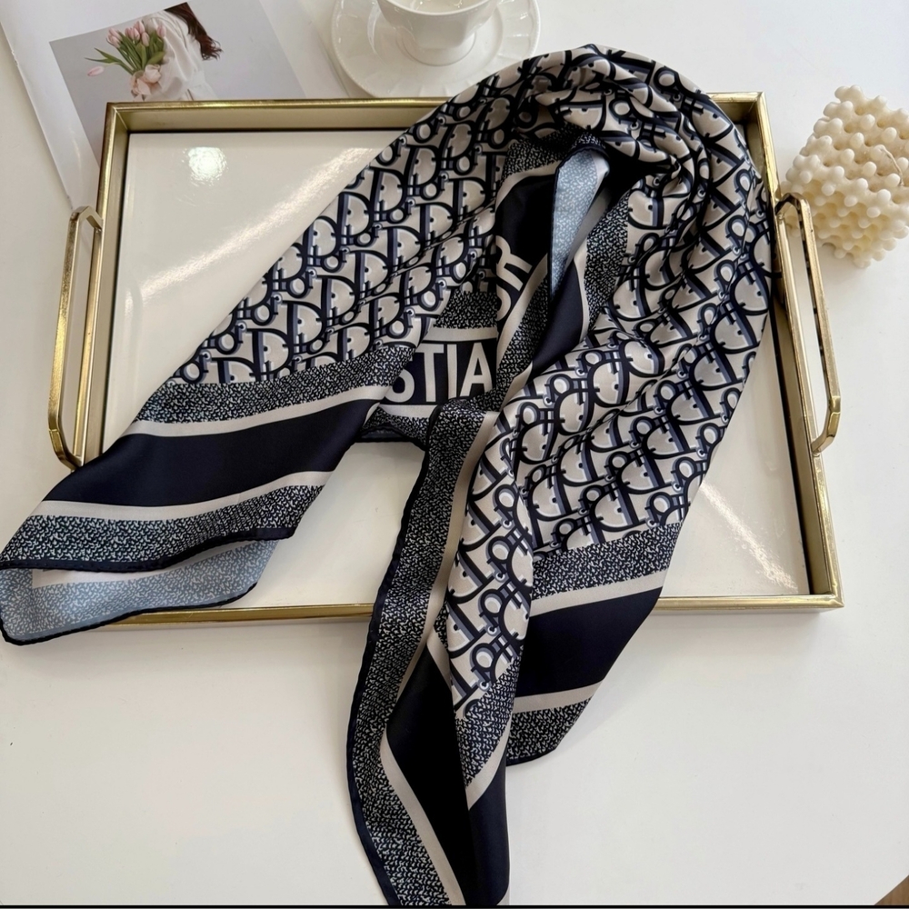 Black and White Monogram Scarf - Picture 2 of 9
